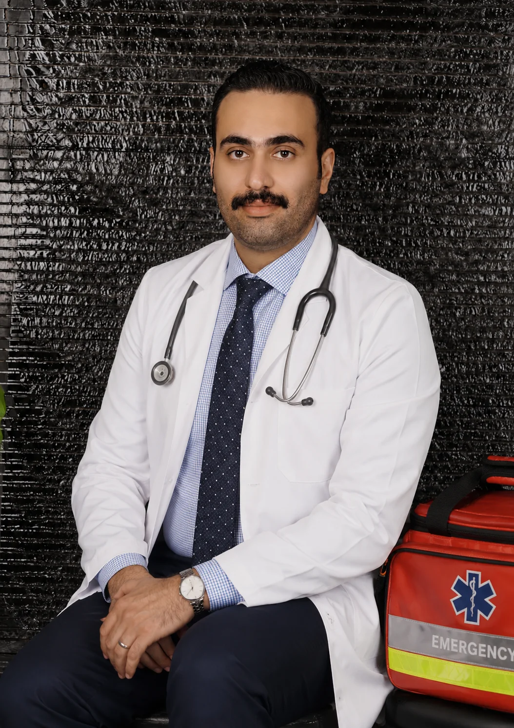 دکتر رضا رضائی — خدمات پزشکی در منزل